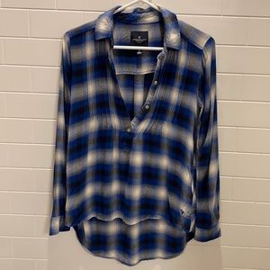 American Eagle plaid pullover